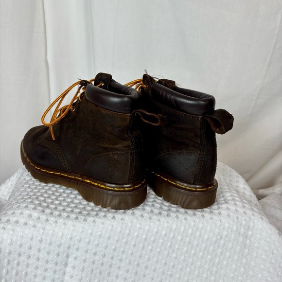 Dr. Martens size 37R/5 Leather 939 Brown Ben Boot with Light Brown Laces - Picture 3 of 13